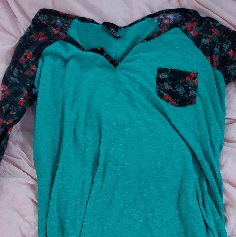 V neck colored top
